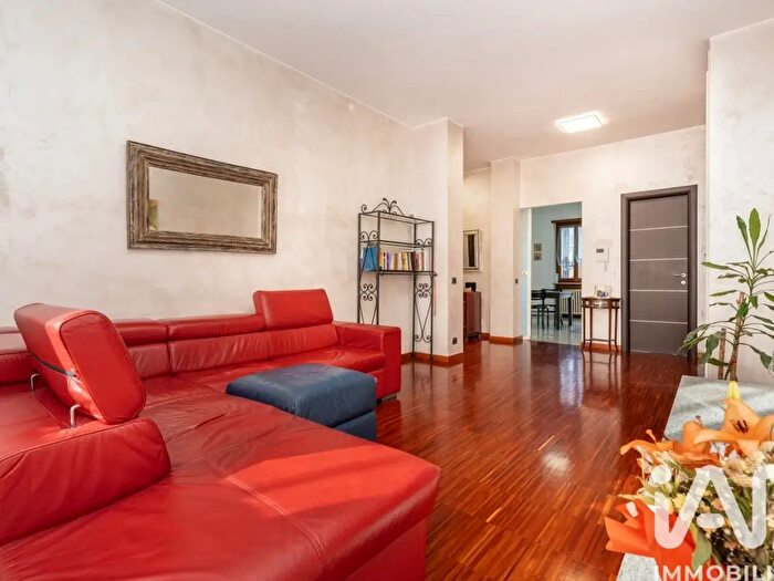 Appartamento quadrilocale in vendita in Via Pastrengo, Moncalieri