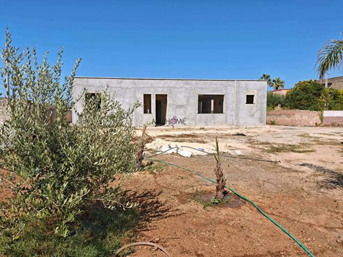 Casa quadrilocale in vendita in Via Mazara, Marsala