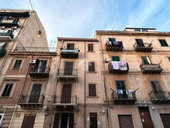 Appartamento quadrilocale in affitto in Via Filippo Corazza, Oreto Perez, Palermo