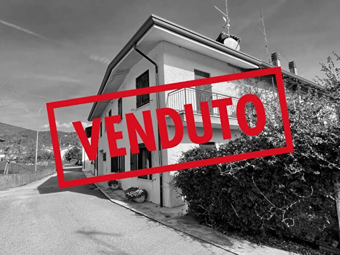 Casa con 5 locali in vendita in Travesio