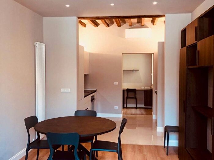 Appartamento bilocale in affitto in Strada della Repubblica, Centro Storico, Parma