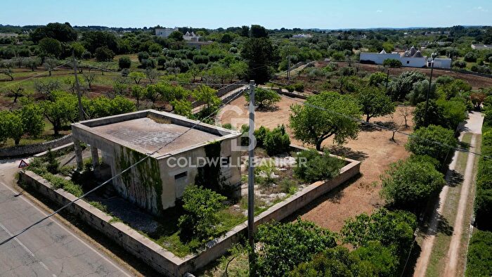 Casa trilocale in vendita in Contrada Restano, Cisternino