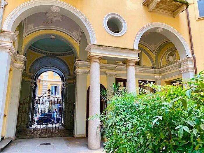 Appartamento bilocale in vendita in Via Alessandro Tadino, Porta Venezia, Milano