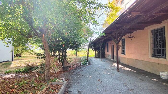Casa trilocale in vendita in Via Caorsana Polignano, San Pietro In Cerro