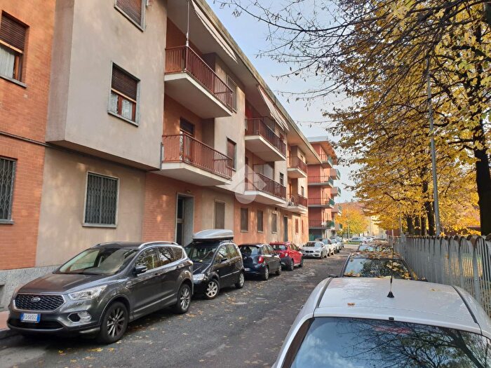 Appartamento trilocale in vendita in Via Torino, Trofarello