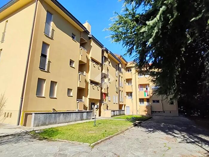 Appartamento quadrilocale in vendita in Via Maggio, Sedriano