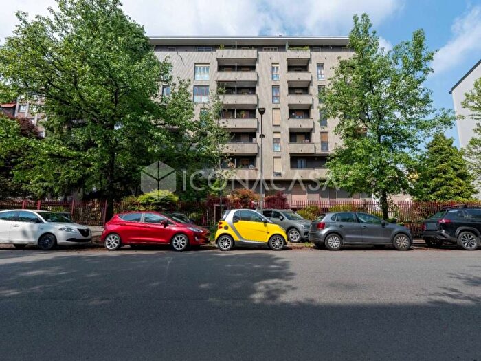 Appartamento quadrilocale in vendita in Via Giovanni Battista Piranesi, Porta Vittoria, Milano