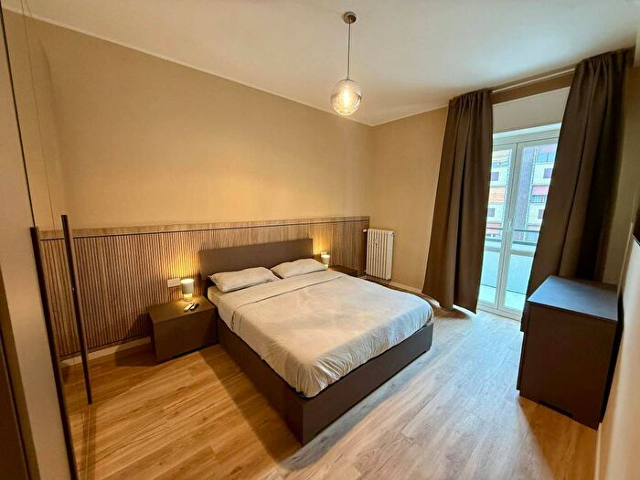 Appartamento monolocale in affitto in Via Modica, Famagosta, Milano