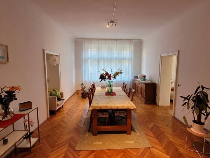 Appartamento con 6 locali in affitto in Gries San Quirino, Bolzano