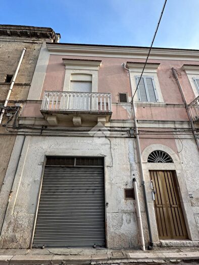 Appartamento bilocale in vendita in Via Alessandro Manzoni, Canosa Di Puglia