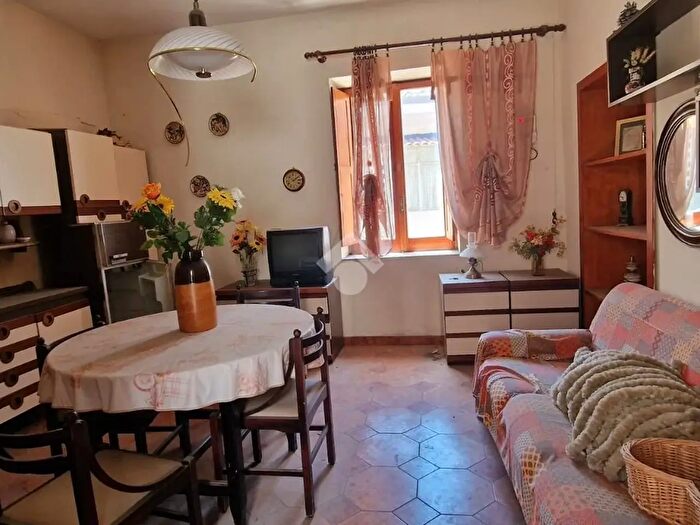 Casa bilocale in vendita in Via Elce, Montesarchio