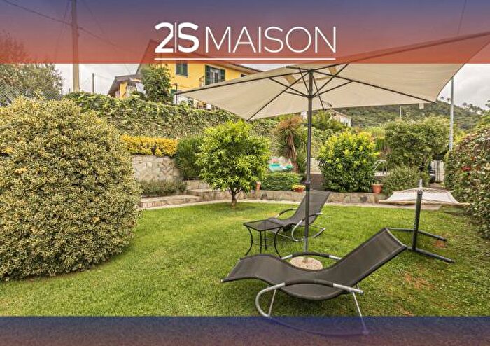 Casa con 6 locali in vendita in Via Salvatore Gatti, Castiglione Chiavarese