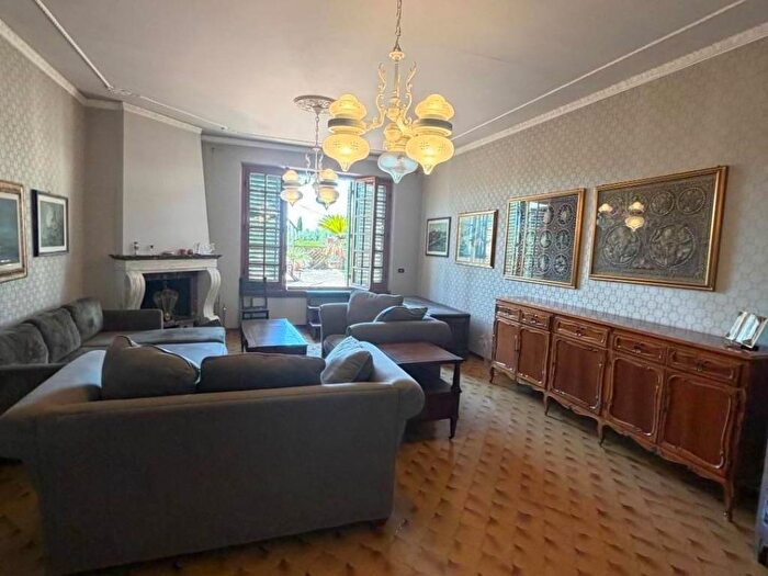 Casa con 5 locali in affitto in Via Palvotrisia, Colombiera Molicciara, Castelnuovo Magra