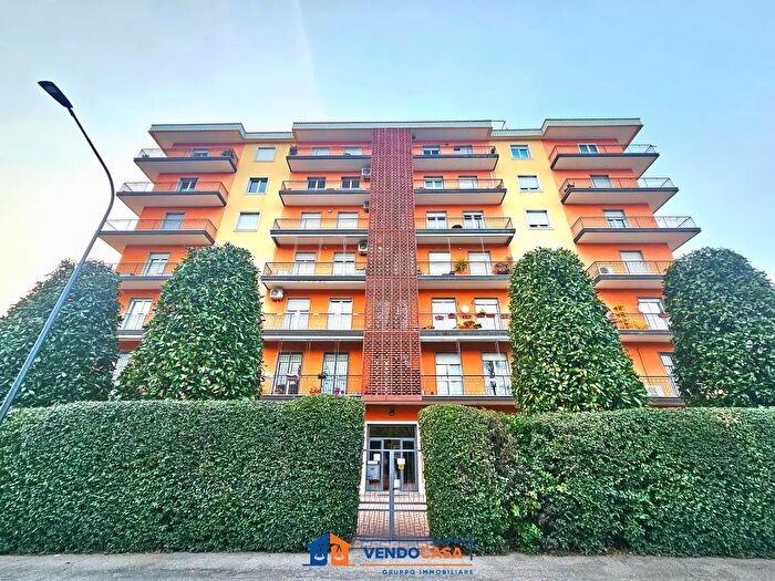 Appartamento quadrilocale in vendita in Via Rodolfo Psaro, Brescia