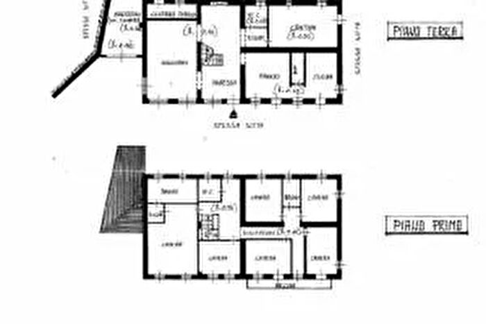 Casa con 6 locali in vendita in Mango