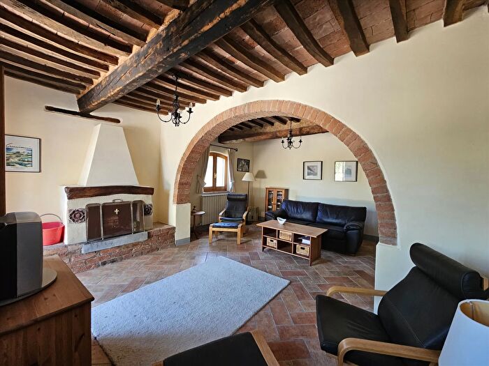 Casa con 5 locali in vendita in Località Lopi di Sopra, Castiglione Del Lago