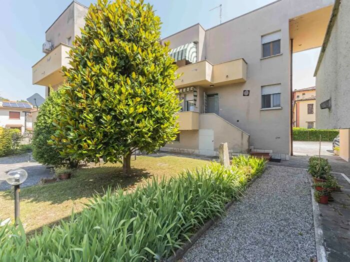 Casa quadrilocale in vendita in Via Giorgio Morandi, Malalbergo