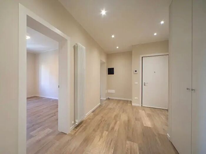 Appartamento quadrilocale in vendita in Via Dante Gibertini, Parma