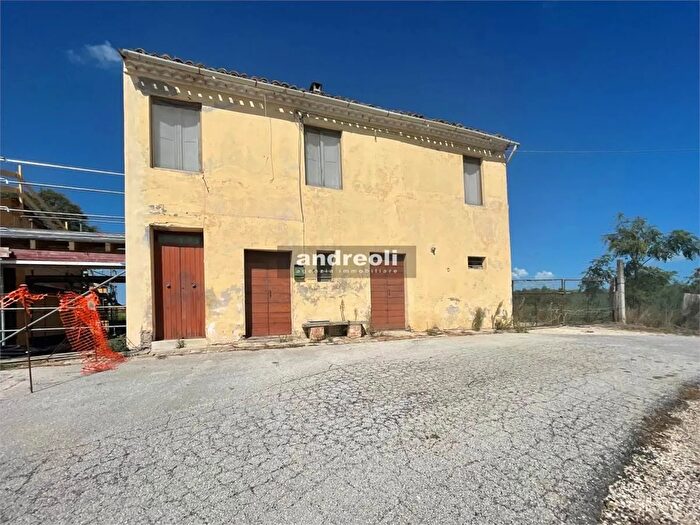 Casa monolocale in vendita in Jesi