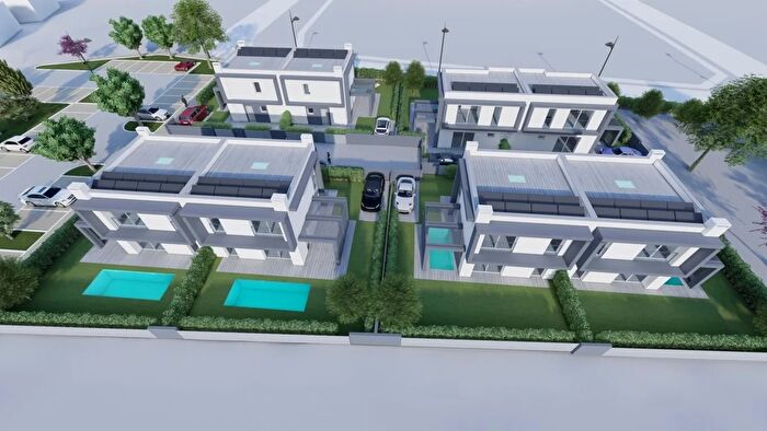 Casa quadrilocale in vendita in Cervia