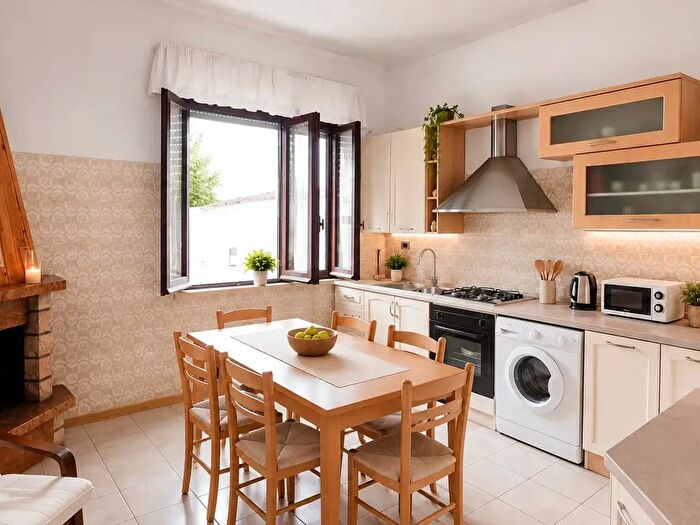 Appartamento con 5 locali in vendita in Via Corsica, San Benedetto Del Tronto