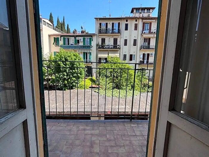 Appartamento trilocale in vendita in Firenze