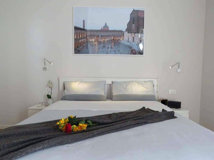 Appartamento bilocale in affitto in Via di Corticella, Bolognina, Bologna