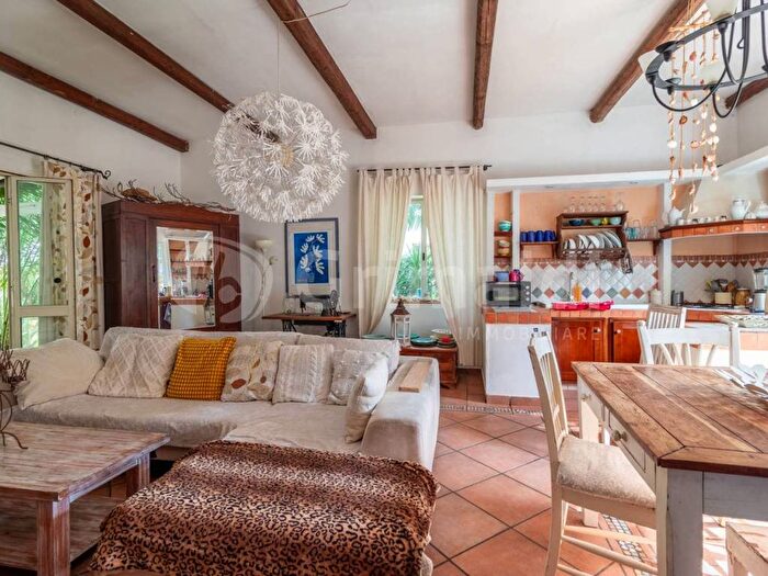 Casa trilocale in affitto in Viale Scala Greca, Scala Greca Neapolis, Siracusa