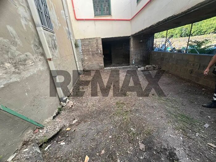 Casa con 5 locali in vendita in Via Nazionale, Acireale