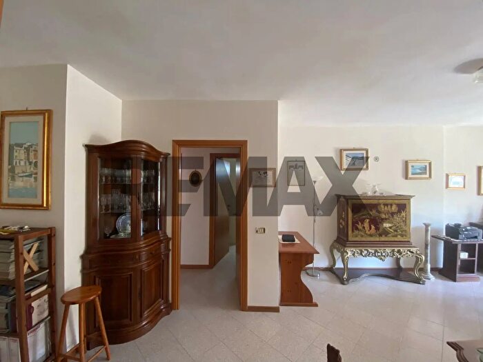 Appartamento trilocale in vendita in Via Corso Italia, Anzio