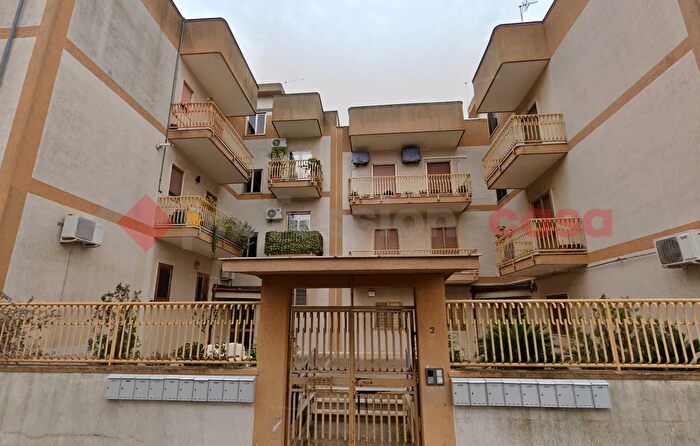 Appartamento trilocale in vendita in Via Ludovico Ariosto, San Giorgio Ionico