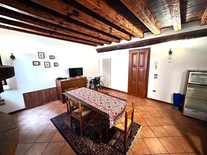 Appartamento bilocale in vendita in Via GB Conte, Schio