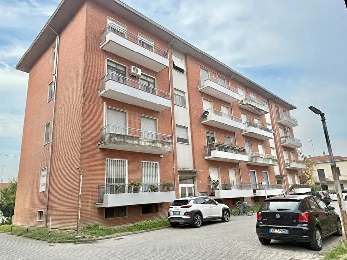Appartamento quadrilocale in vendita in Via Giuseppe Garibaldi, Sissa Trecasali