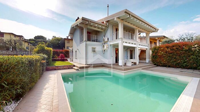 Casa con 8 locali in vendita in Via dei Prati, Polpenazze