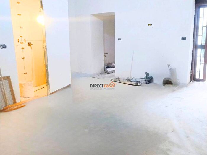 Appartamento trilocale in affitto in Corso della Resistenza, Centro, Acerra