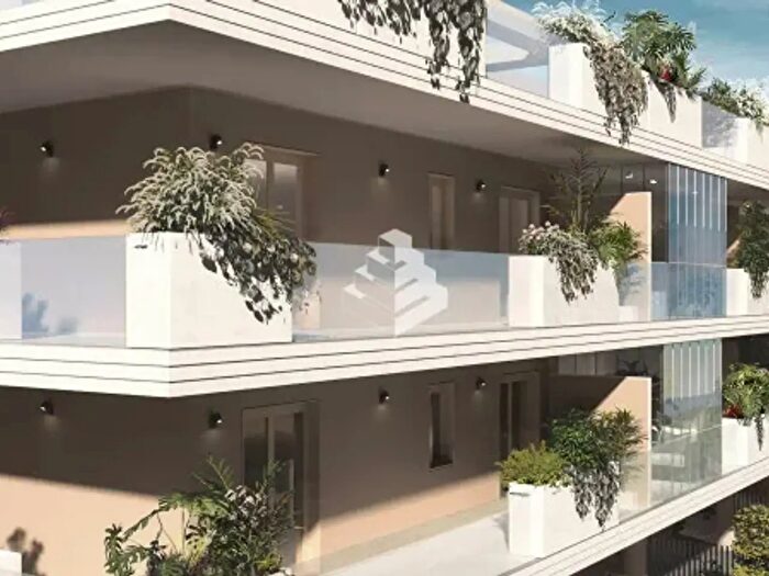 Appartamento trilocale in vendita in Via Alessandro Santini, Roma