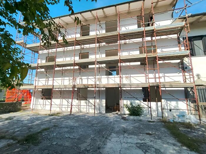 Appartamento con 5 locali in vendita in Porcari