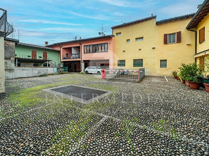 Appartamento bilocale in affitto in Via Lucio Fiorentini, Brescia