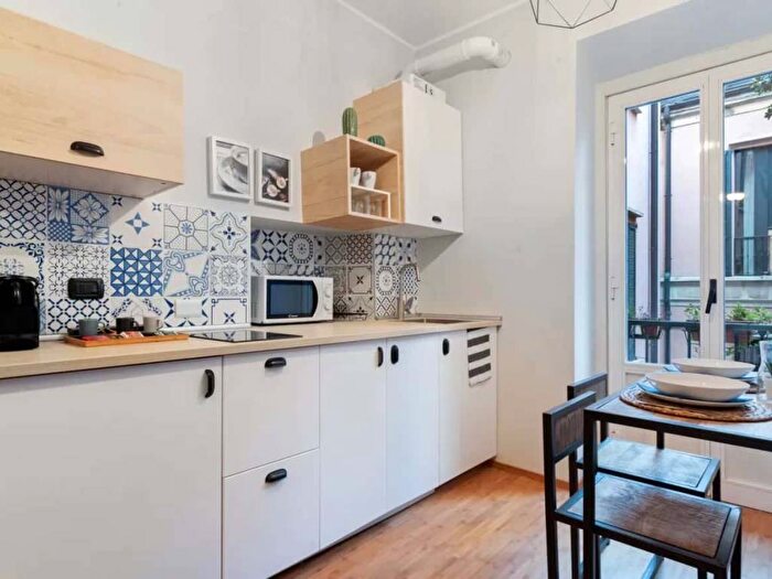 Appartamento monolocale in affitto in Via Tortona, Navigli Darsena, Milano