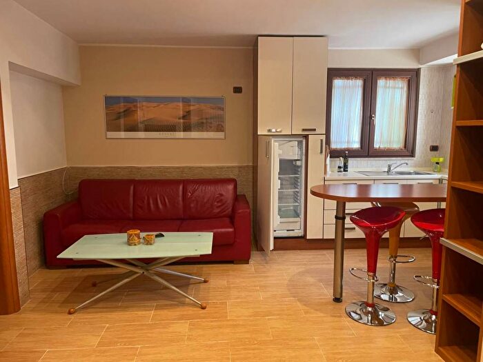 Appartamento bilocale in affitto in Via Roma, Ferrarecce Università, Caserta