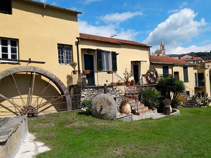 Appartamento bilocale in affitto in Via Nino Siccardi, Caramagna, Imperia