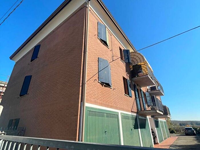Appartamento trilocale in vendita in Strada Provinciale di Correggio, Villa Motta, Cavezzo