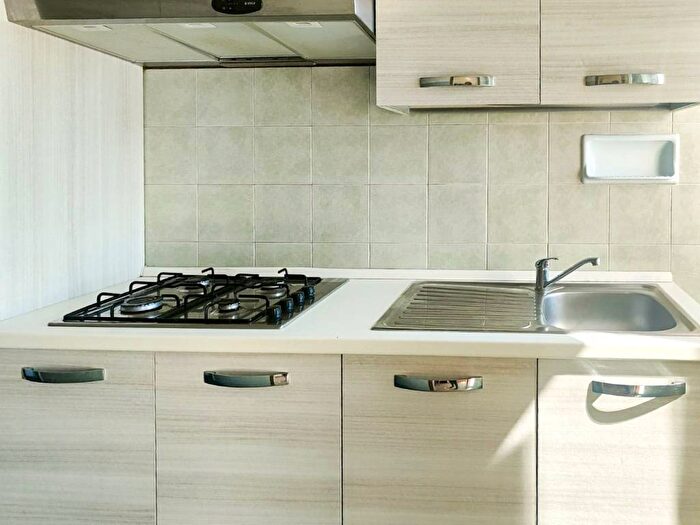 Appartamento quadrilocale in affitto in Via Roma, Centro, Macerata