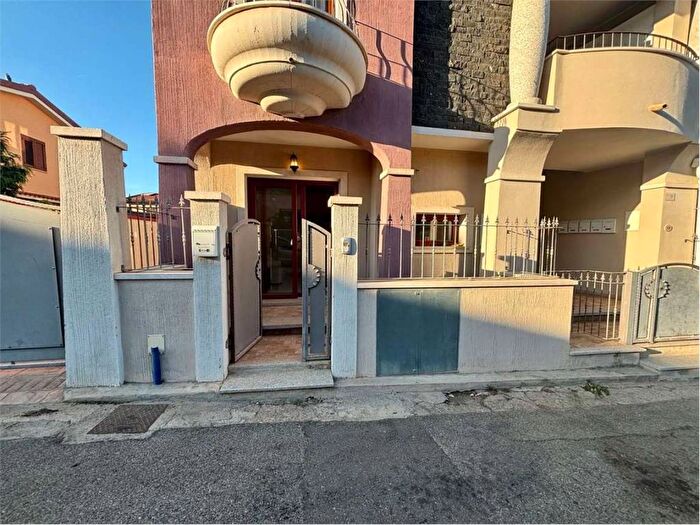 Appartamento trilocale in affitto in Via Fratelli Bandiera, Centro, Capoterra