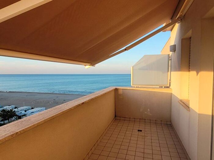 Casa con 6 locali in affitto in Viale Damiano Chiesa, Abissinia, Riccione