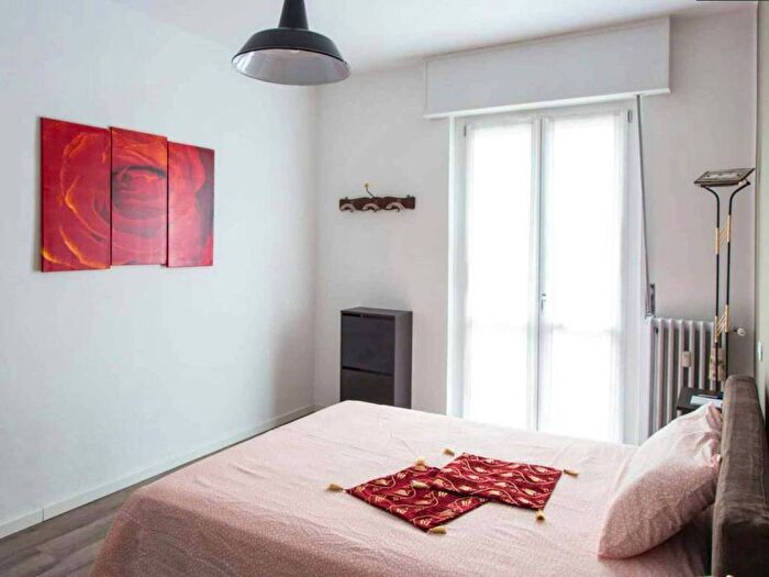 Appartamento trilocale in affitto in Via Angelo Inganni, Primaticcio, Milano