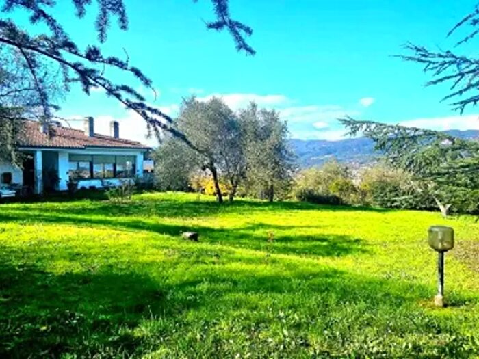 Casa con 6 locali in vendita in Vezzano Ligure