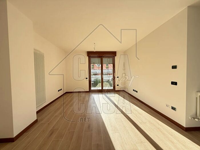 Appartamento trilocale in vendita in Via Flacco, Abano Terme