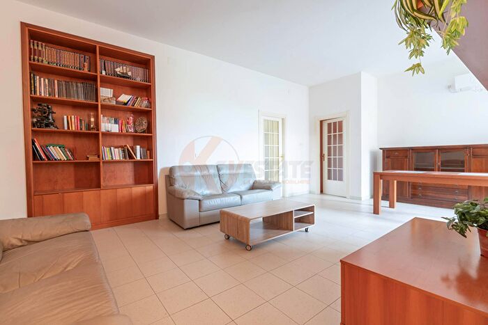 Appartamento quadrilocale in vendita in Via Cardinal Fossati, Sassari