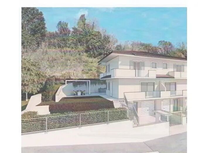 Casa con 8 locali in vendita in Capraia E Limite